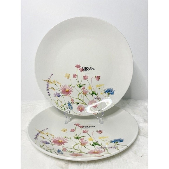 Set of 2 Mikasa Living FRAGRANT GARDEN 10.5" Dinner Plates NEW - Picture 1 of 2